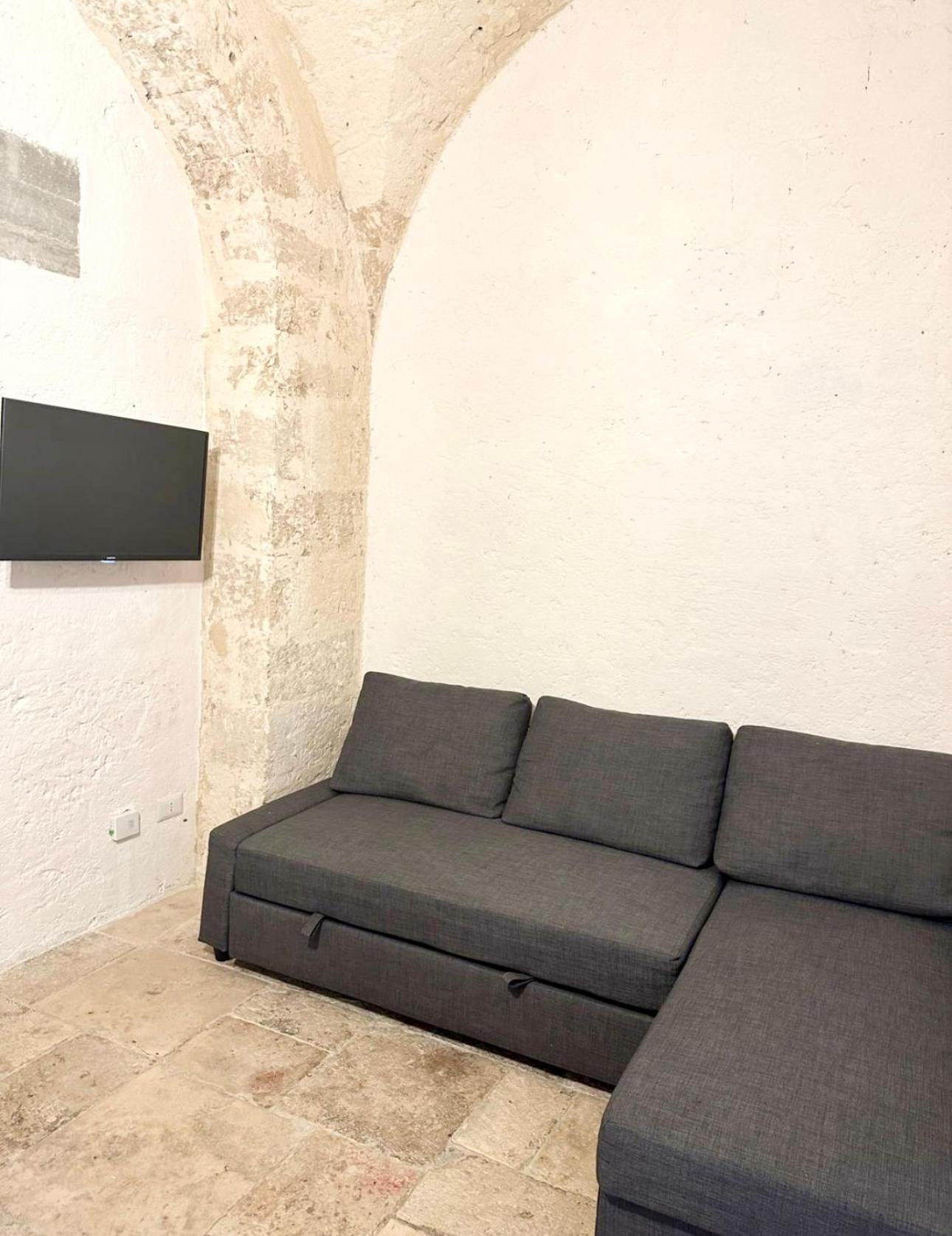 Dante'S Patio Apartment Бари Екстериор снимка